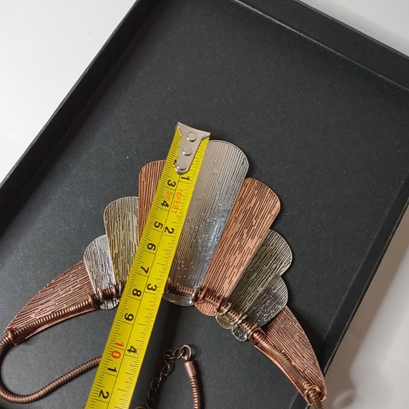 22 Inch Multi Tone Statement Necklace - Picture 8 of 8